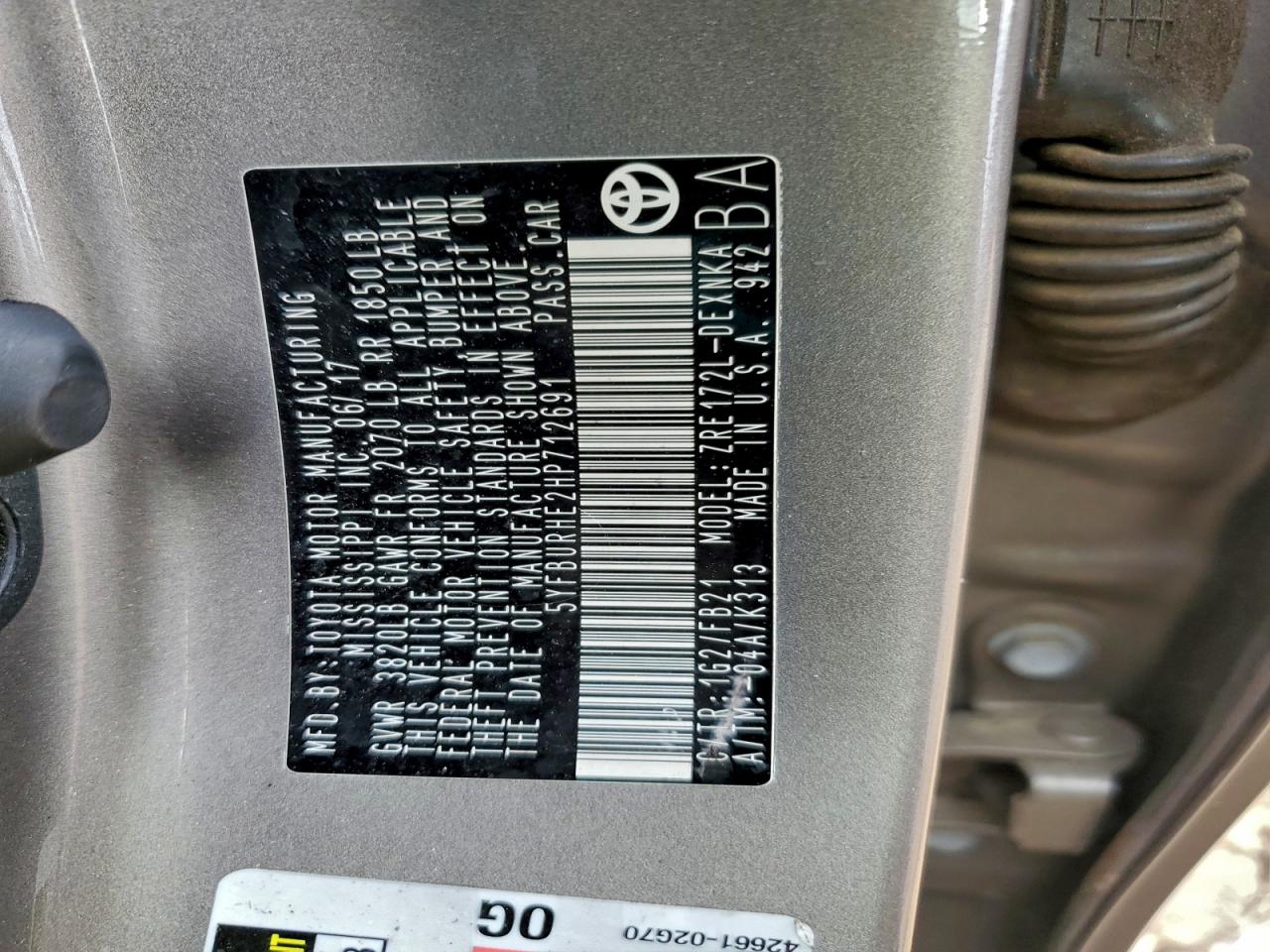 2017 TOYOTA COROLLA L photo 12