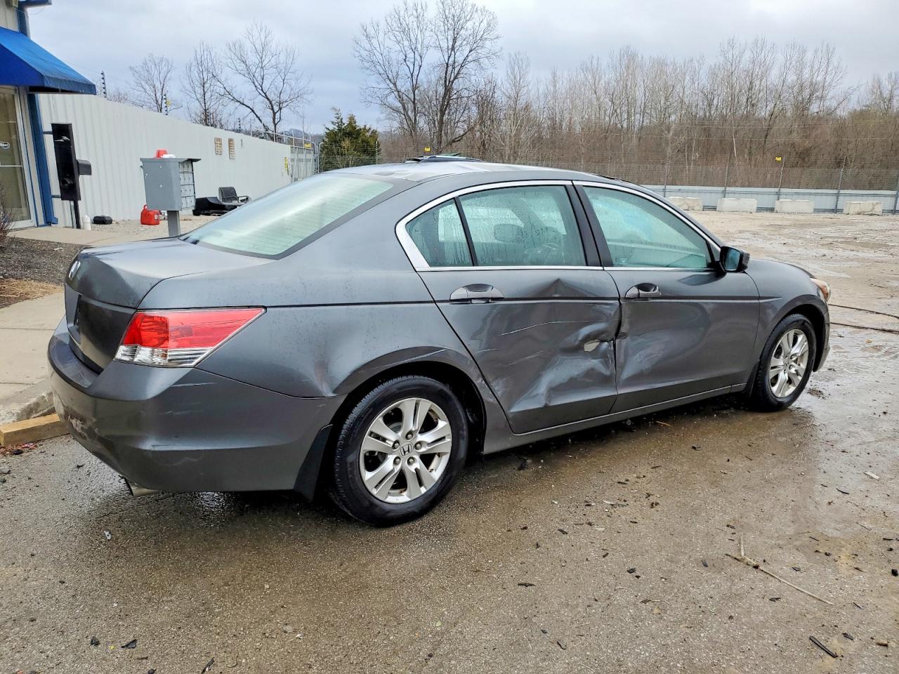 2010 HONDA ACCORD LXP photo 7