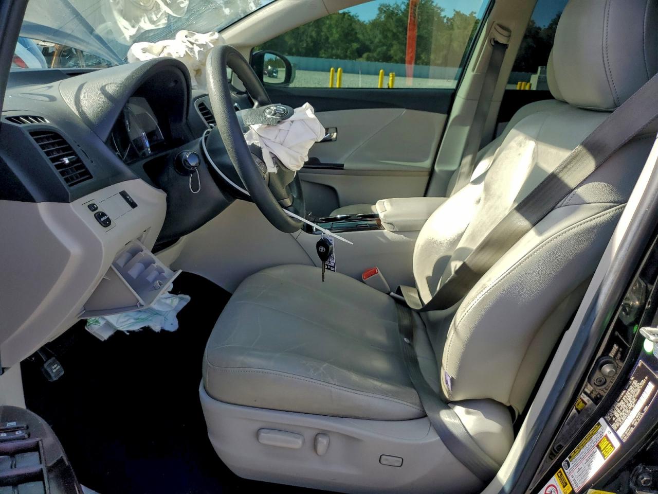 2011 TOYOTA VENZA photo 7