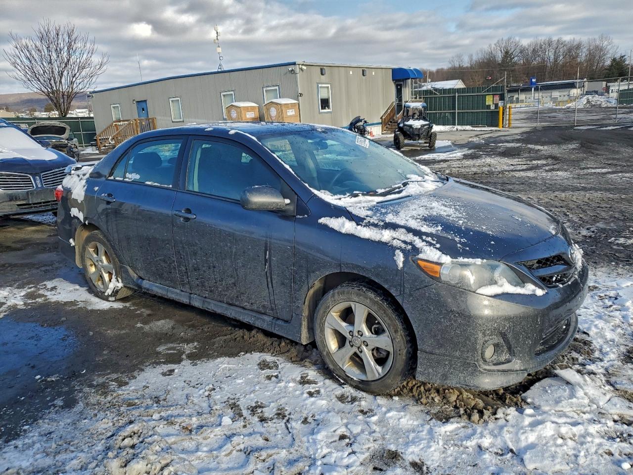 2012 TOYOTA COROLLA BASE photo 10