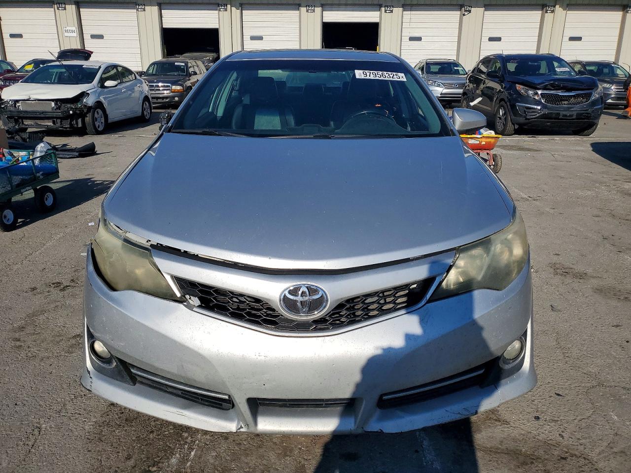 2013 TOYOTA CAMRY L photo 5