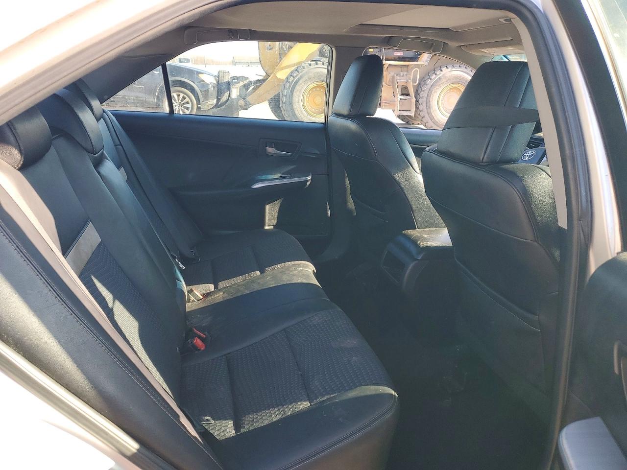 2013 TOYOTA CAMRY L photo 10