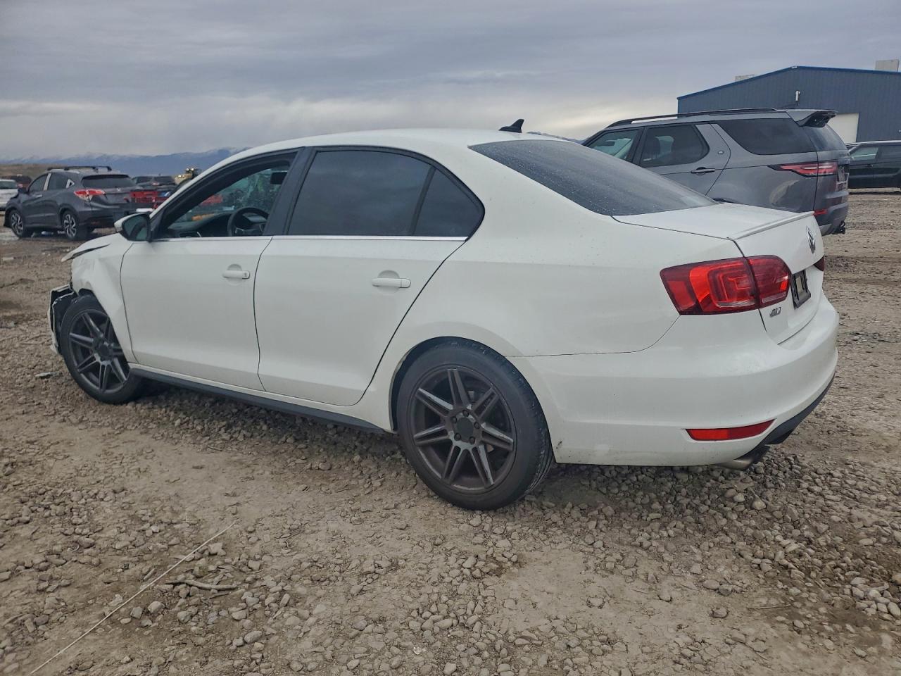 2014 VOLKSWAGEN JETTA GLI photo 2