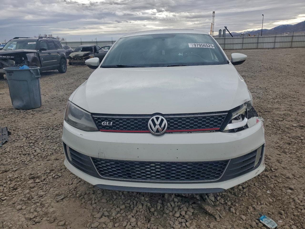 2014 VOLKSWAGEN JETTA GLI photo 5