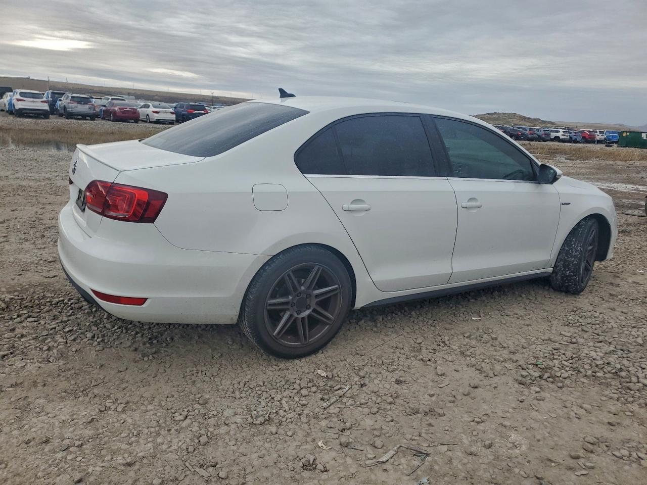 2014 VOLKSWAGEN JETTA GLI photo 3