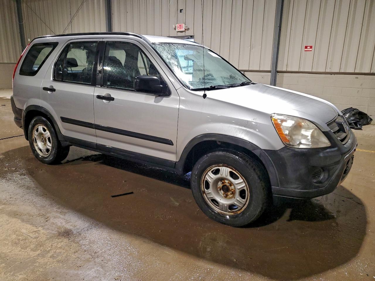 2005 HONDA CR-V LX photo 10