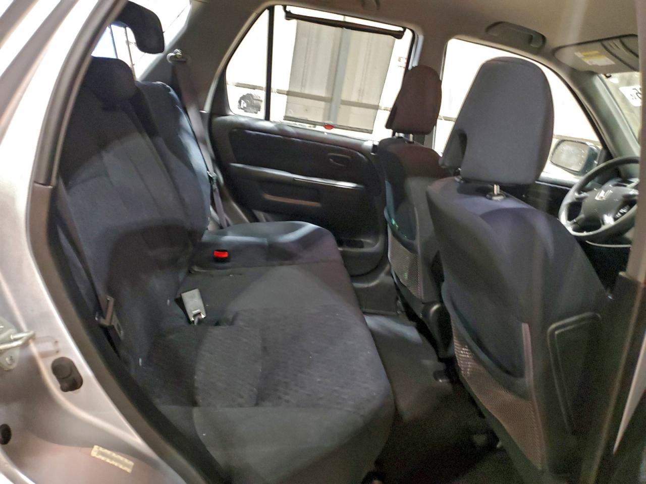 2005 HONDA CR-V LX photo 31