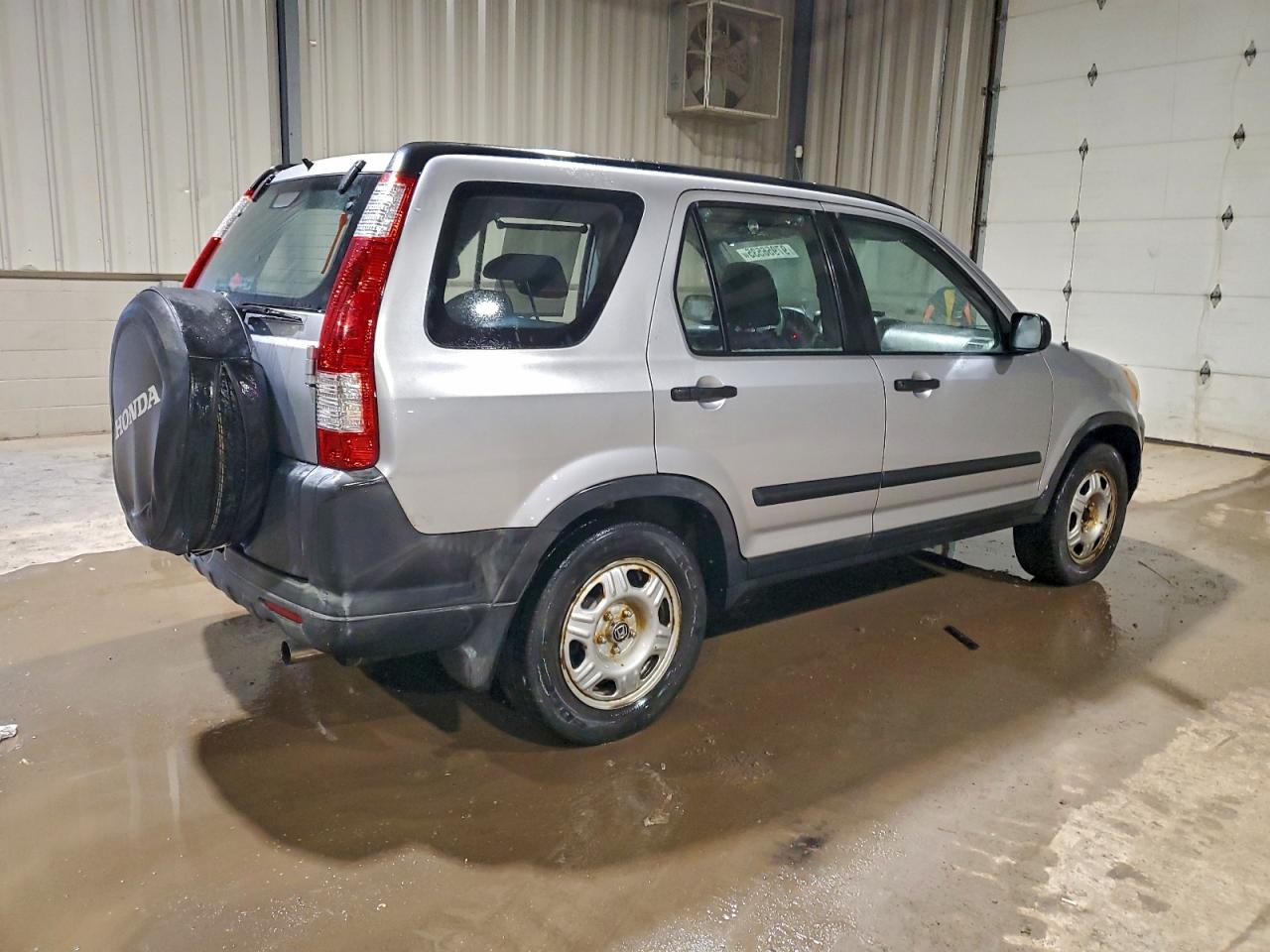 2005 HONDA CR-V LX photo 7