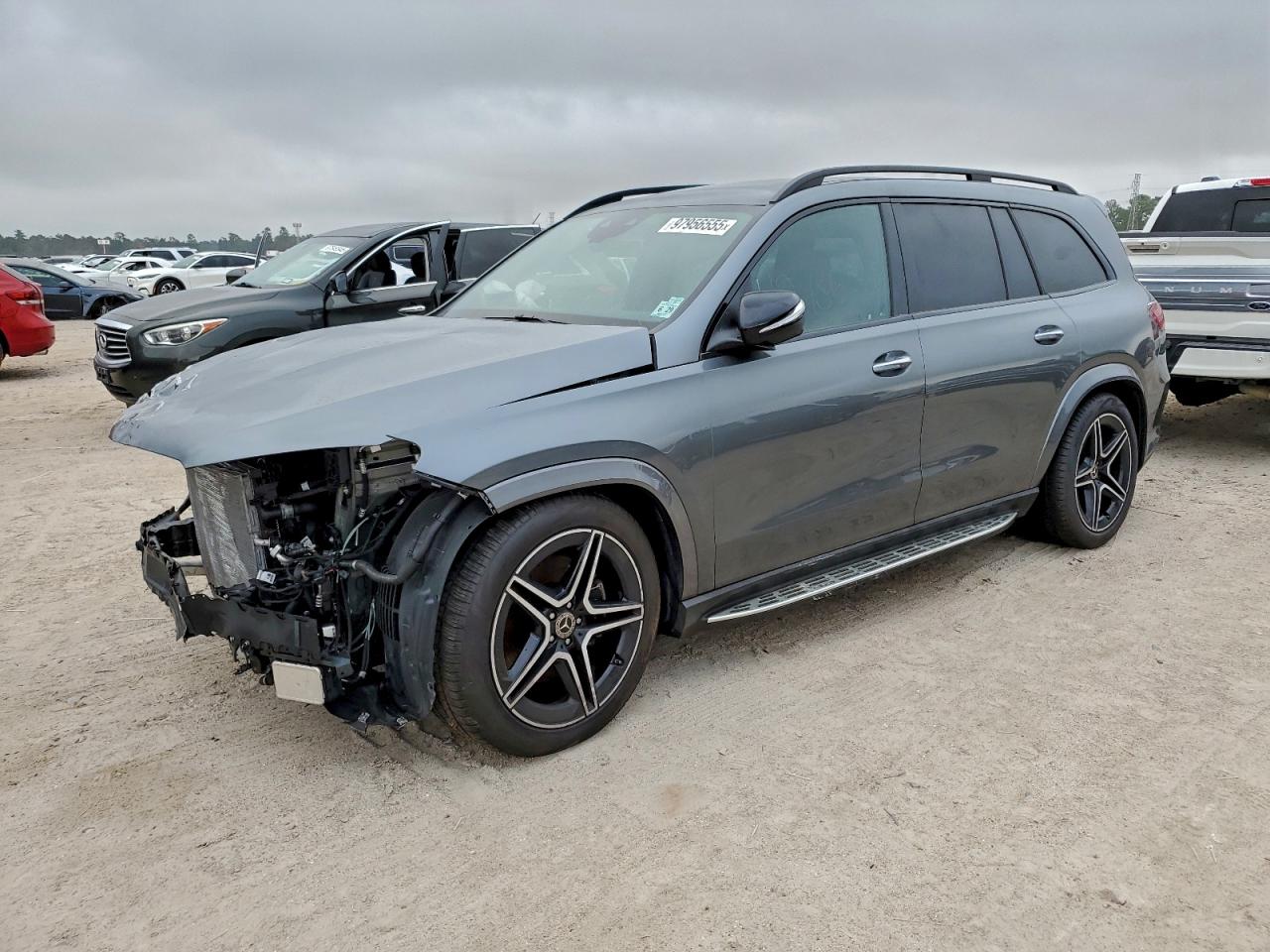 2024 MERCEDES-BENZ GLS