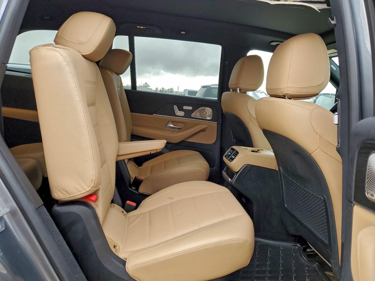 2024 MERCEDES-BENZ GLS 450 4MATIC photo 11