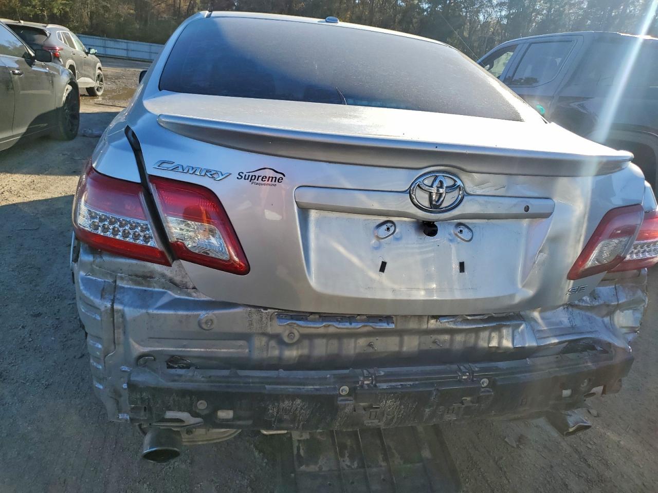 2010 TOYOTA CAMRY BASE photo 6