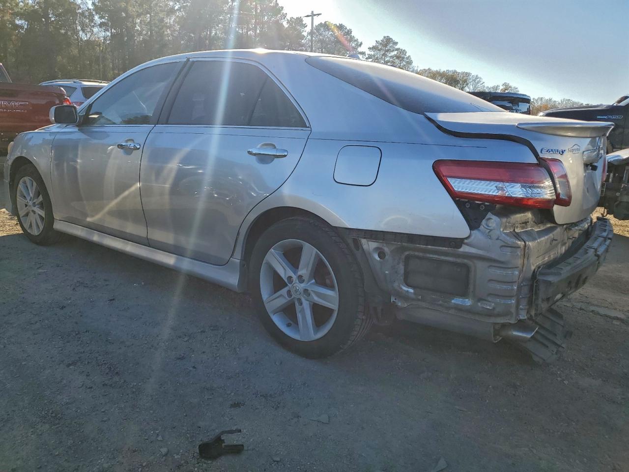 2010 TOYOTA CAMRY BASE photo 2