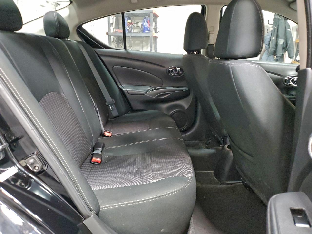 2019 NISSAN VERSA S photo 10