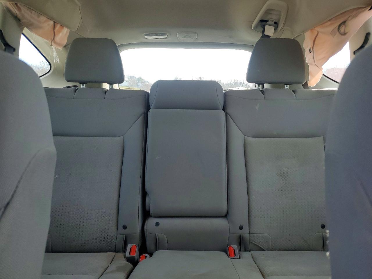 2016 HONDA CR-V LX photo 10