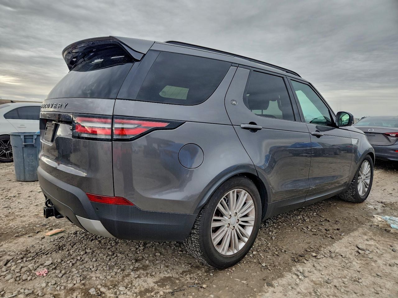 2017 LAND ROVER DISCOVERY HSE photo 3