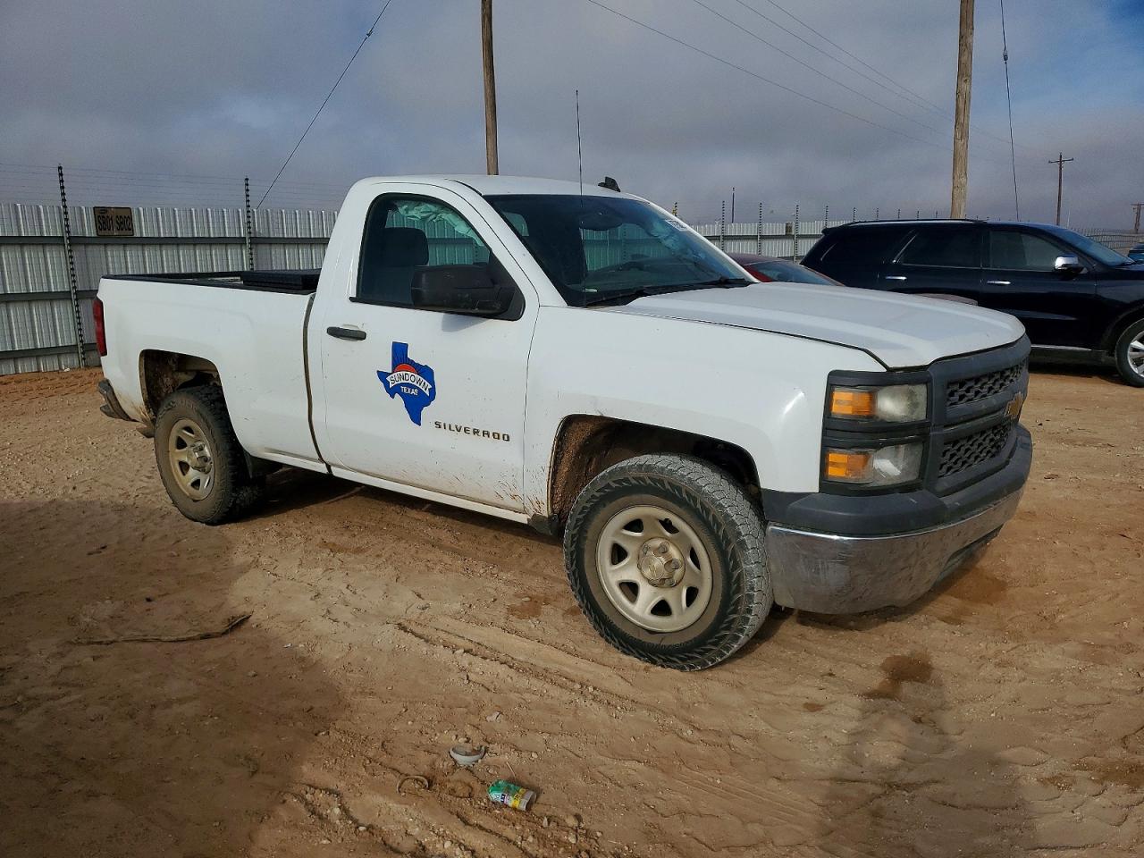 2014 CHEVROLET SILVERADO C1500 photo 4