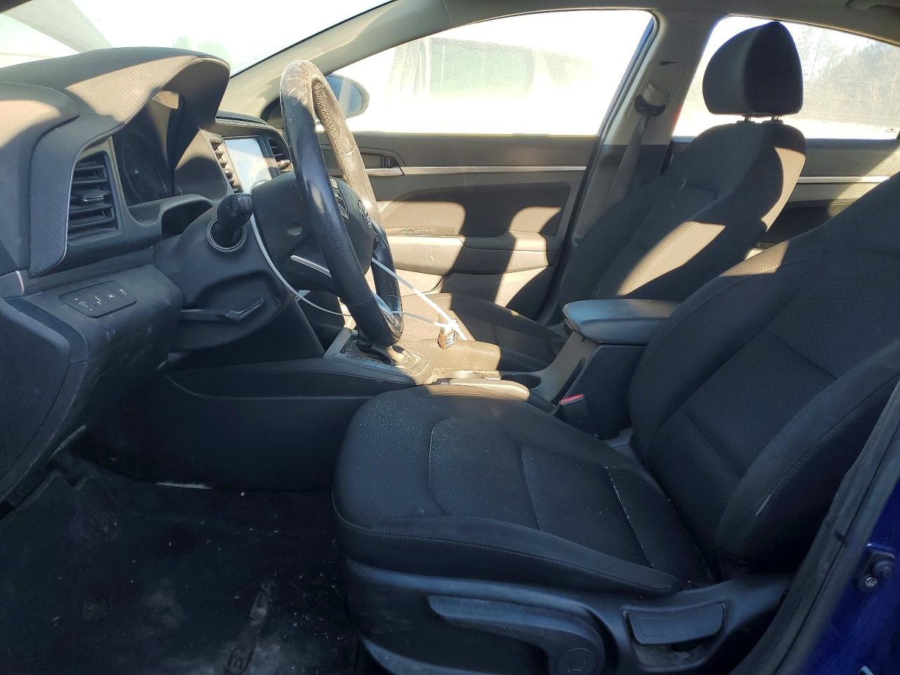 2019 HYUNDAI ELANTRA SEL photo 7