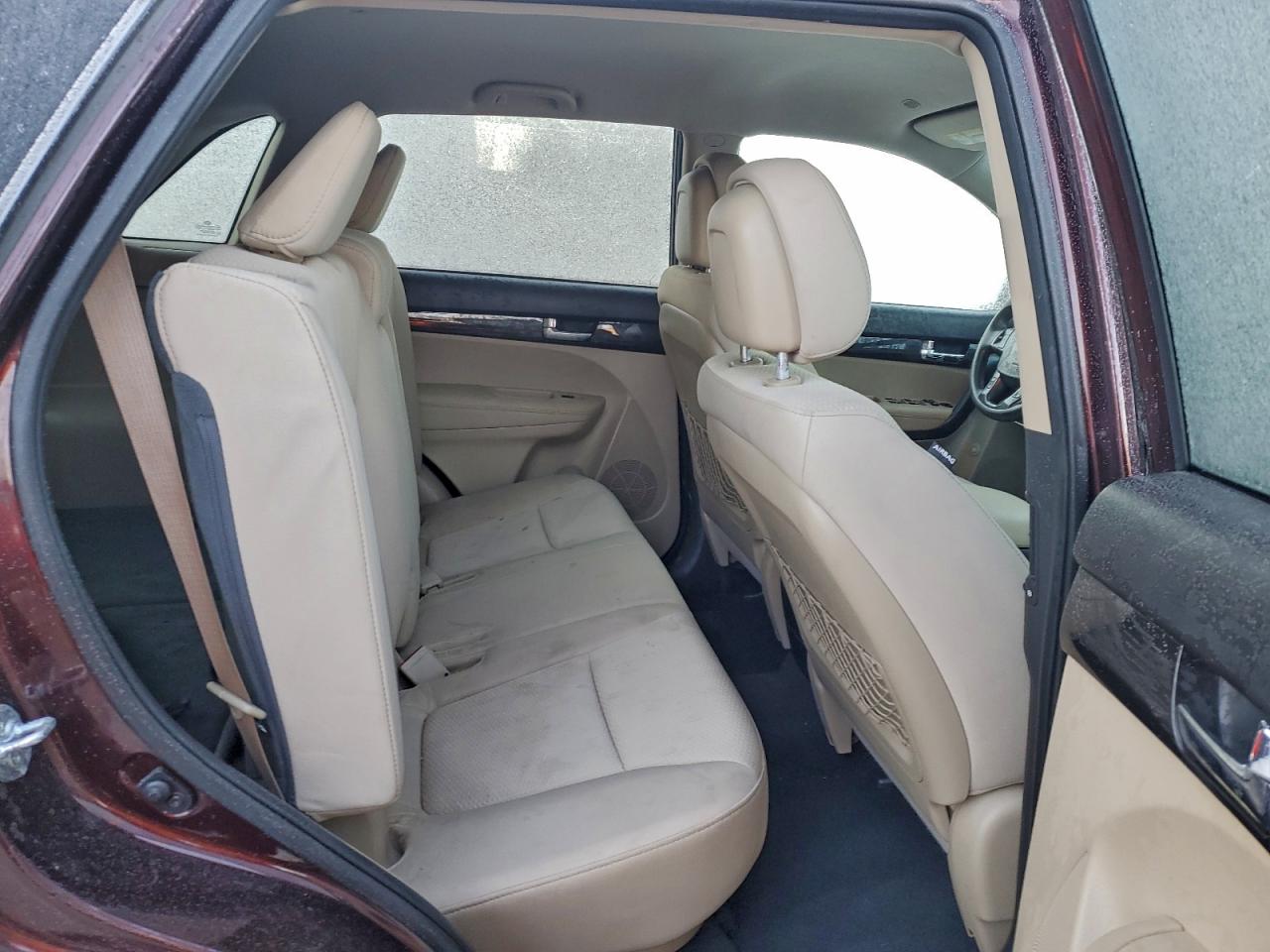 2012 KIA SORENTO BASE photo 11