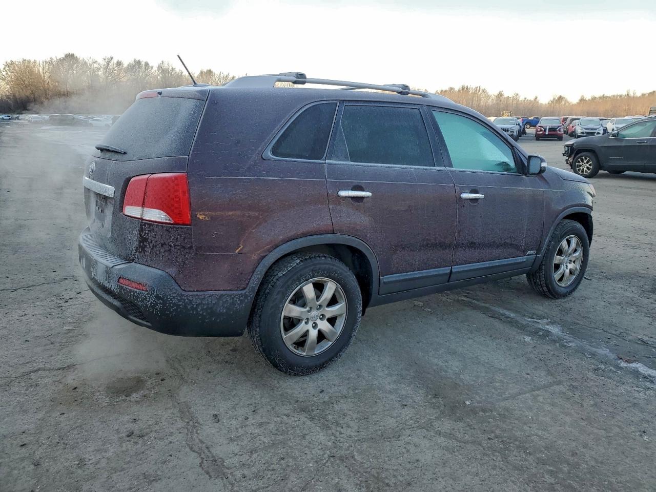 2012 KIA SORENTO BASE photo 3