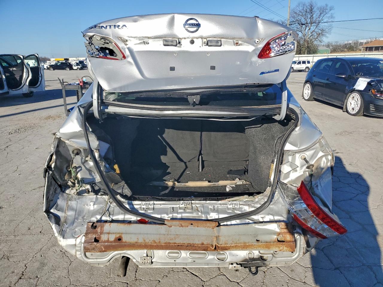 2013 NISSAN SENTRA S photo 6