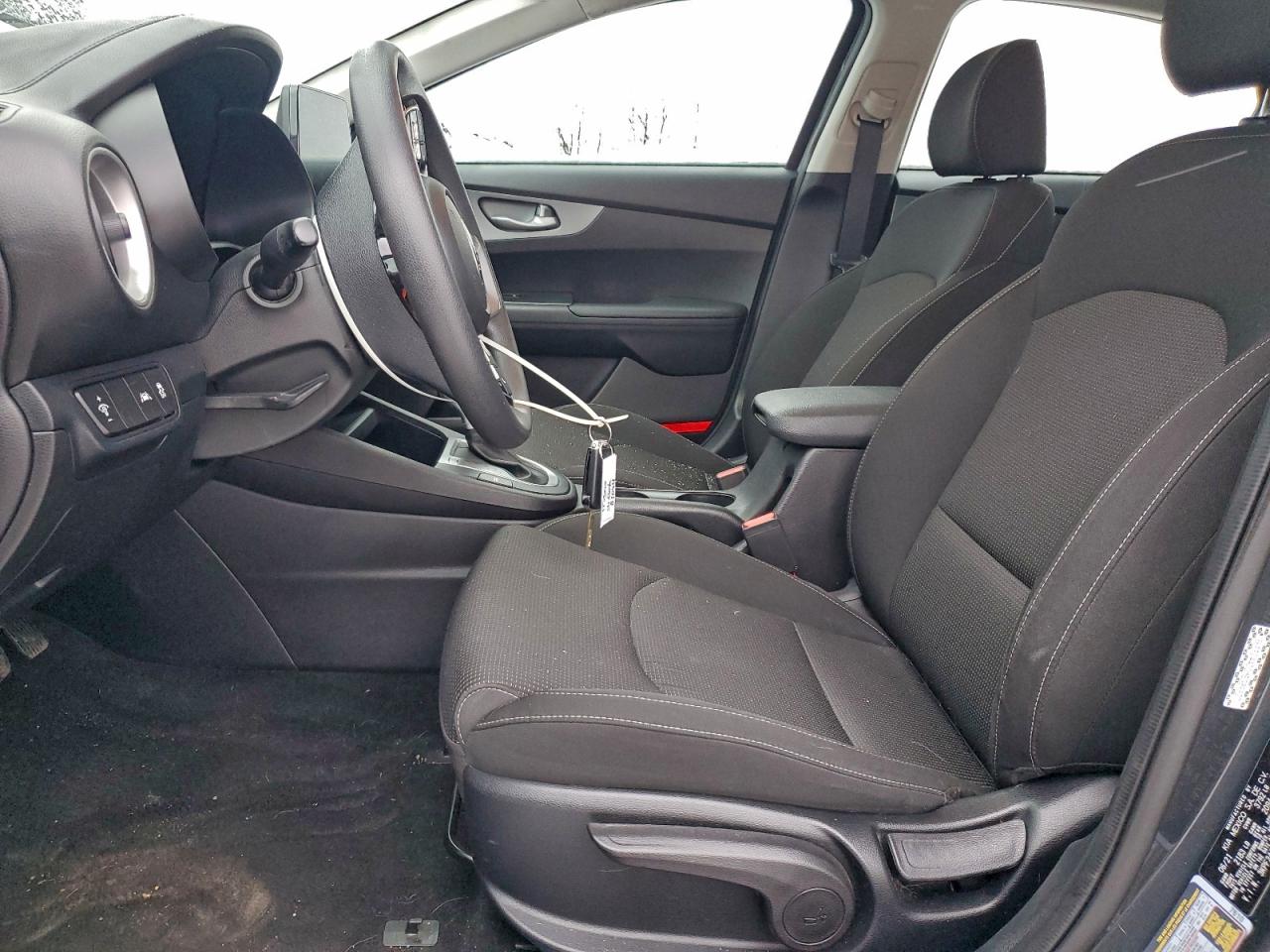 2021 KIA FORTE FE photo 13