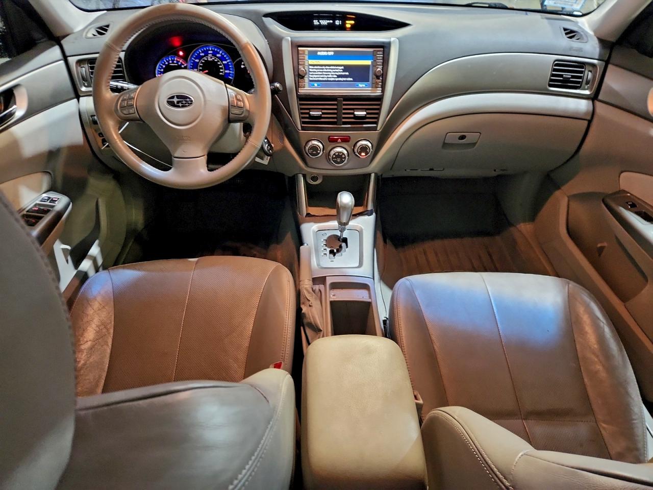 2009 SUBARU FORESTER photo 8