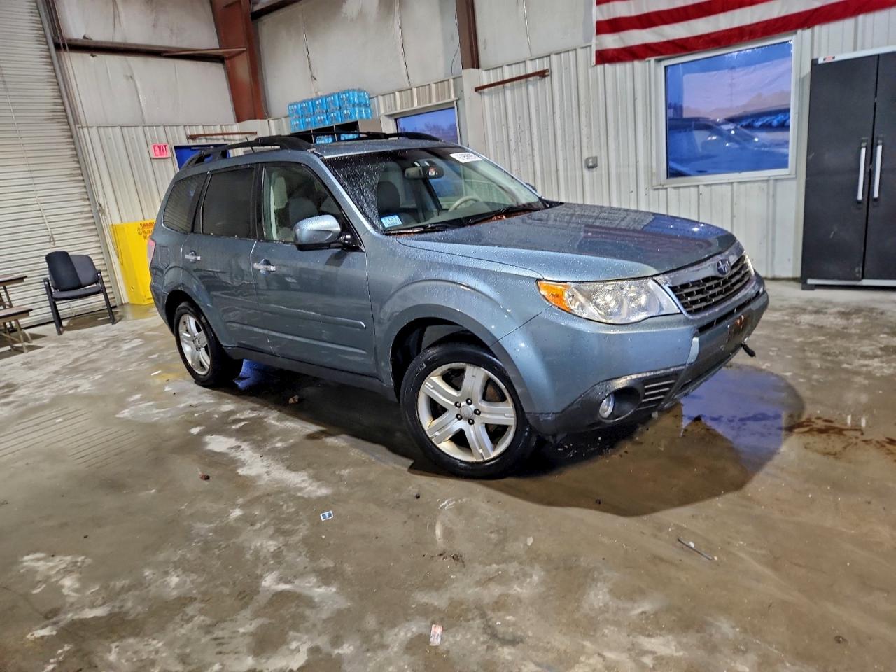 2009 SUBARU FORESTER photo 4