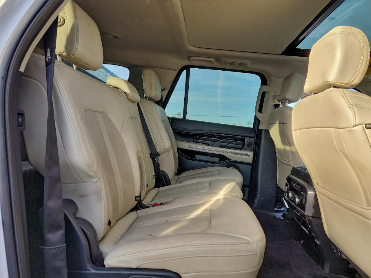 2018 FORD EXPEDITION MAX PLATINUM photo 11