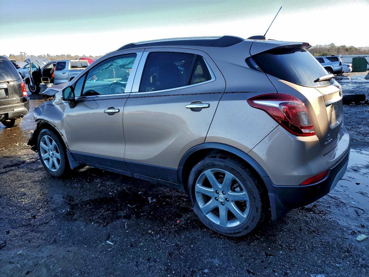 2018 BUICK ENCORE PREMIUM photo 2