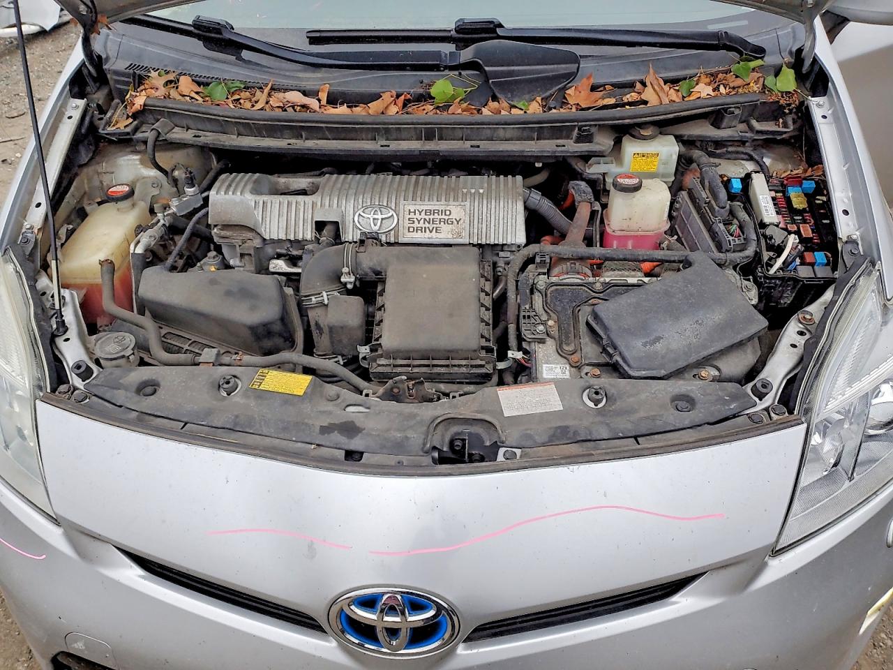 2015 TOYOTA PRIUS photo 11