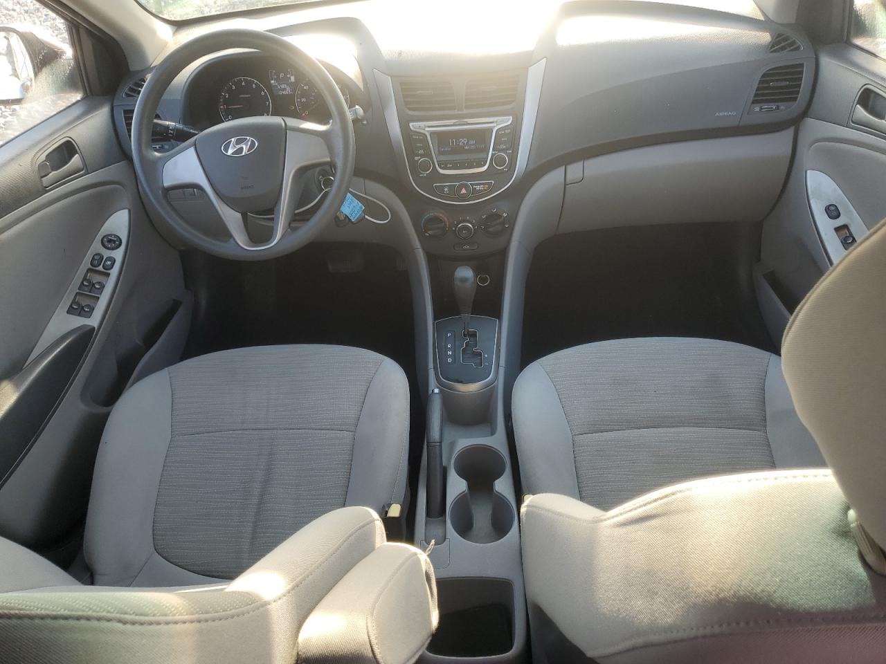 2015 HYUNDAI ACCENT GLS photo 8