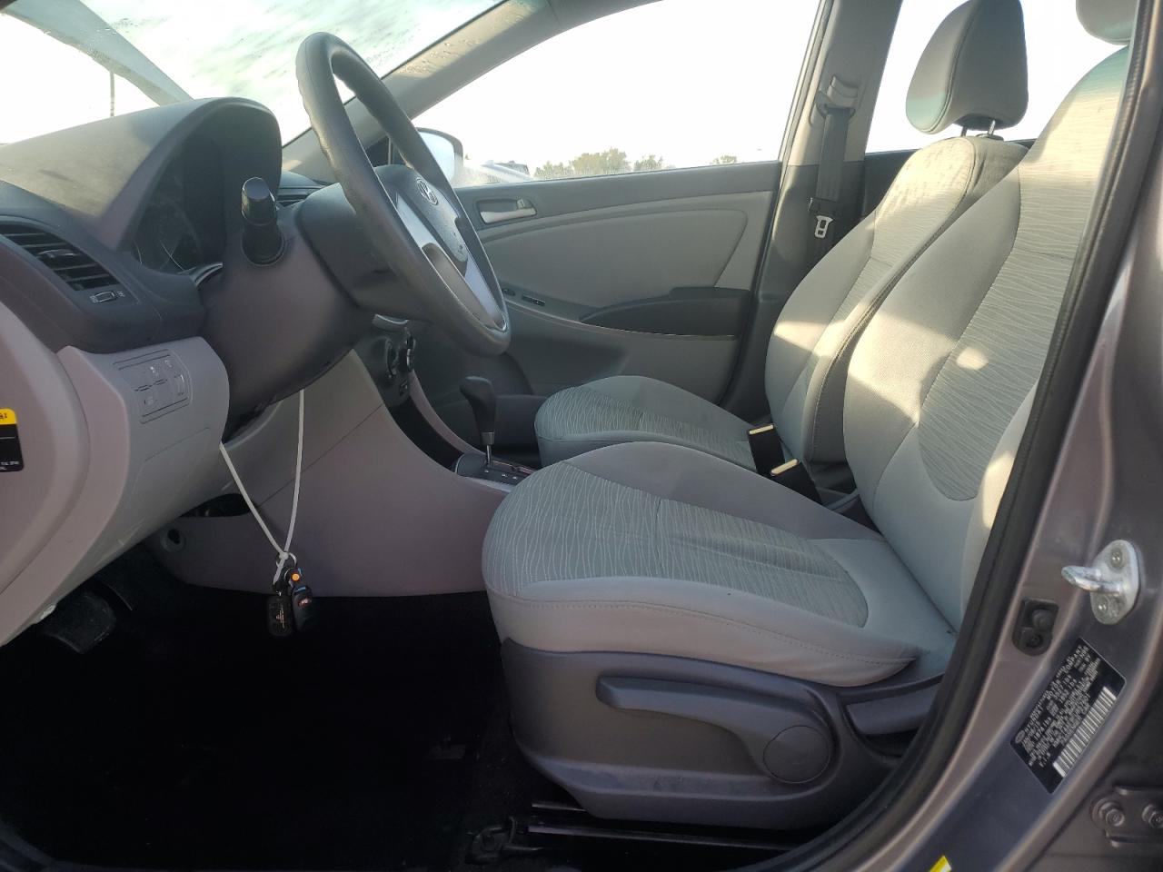 2015 HYUNDAI ACCENT GLS photo 7
