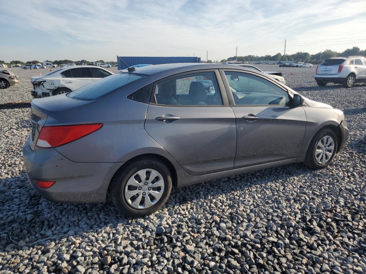 2015 HYUNDAI ACCENT GLS photo 3