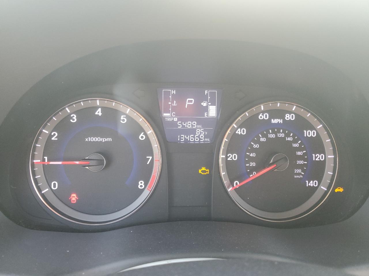 2015 HYUNDAI ACCENT GLS photo 9