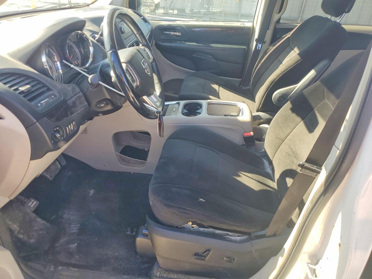 2012 DODGE GRAND CARAVAN CREW photo 13