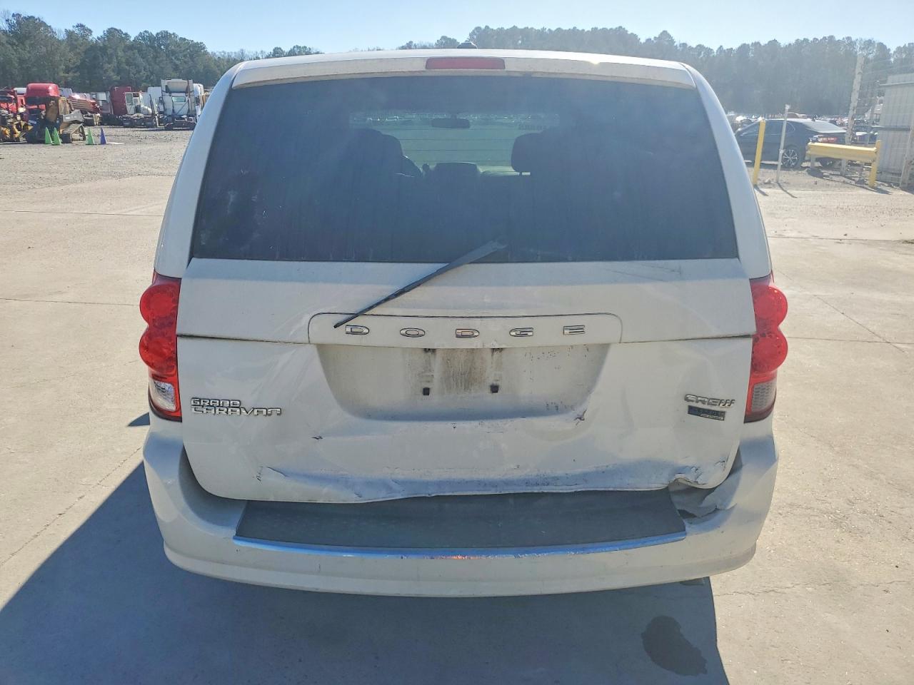 2012 DODGE GRAND CARAVAN CREW photo 11