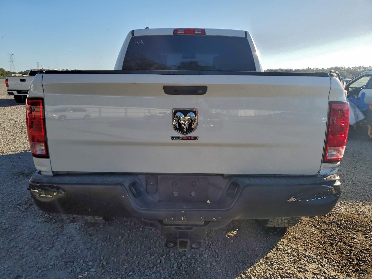 2014 RAM 1500 ST photo 11