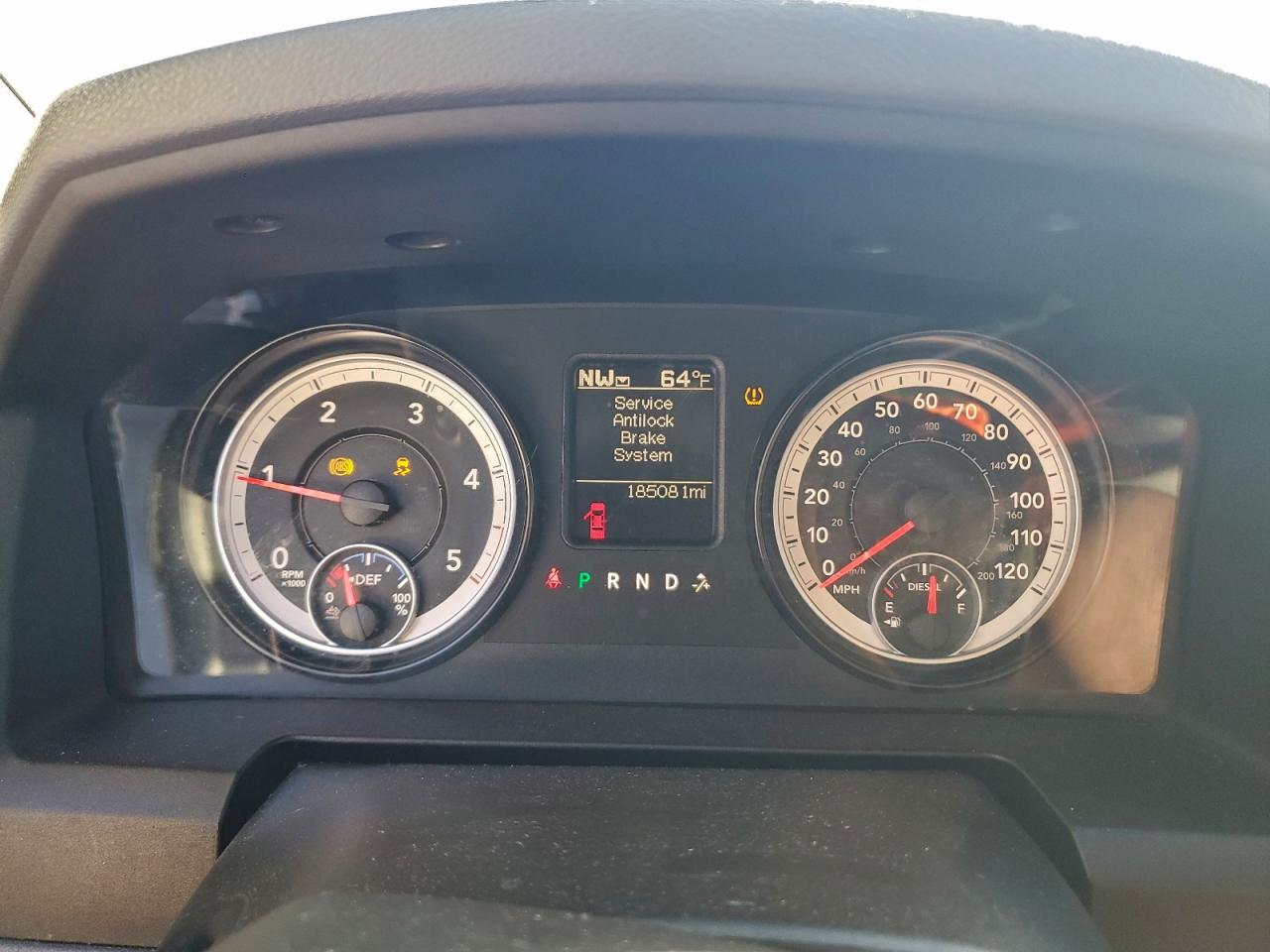 2014 RAM 1500 ST photo 17