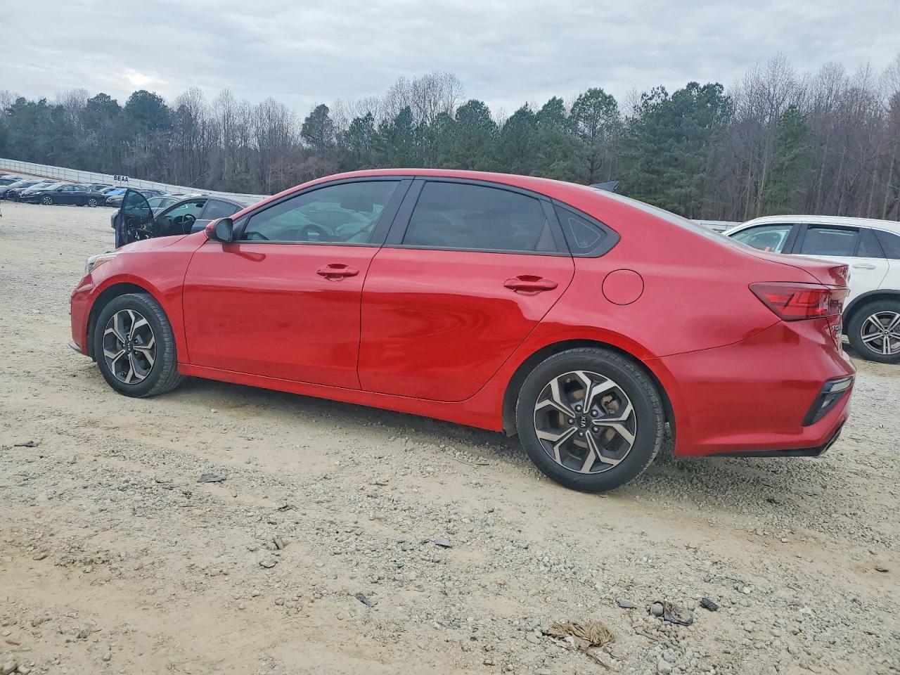 2021 KIA FORTE FE photo 2