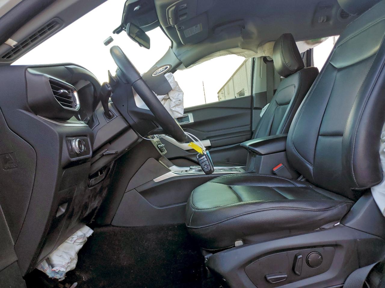 2020 FORD EXPLORER XLT photo 7