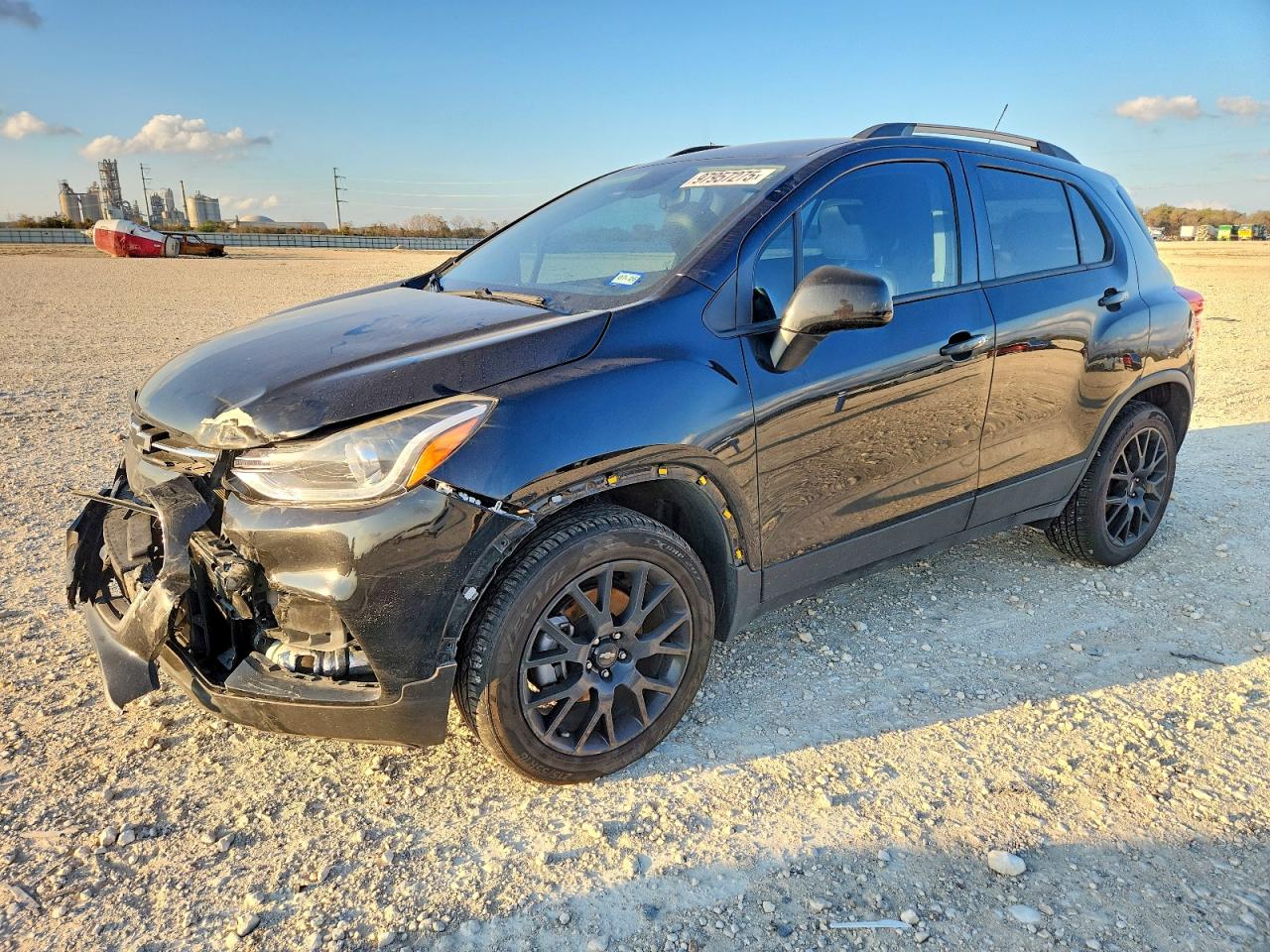 2022 CHEVROLET TRAX 1LT — FRONT END damage — photo 1