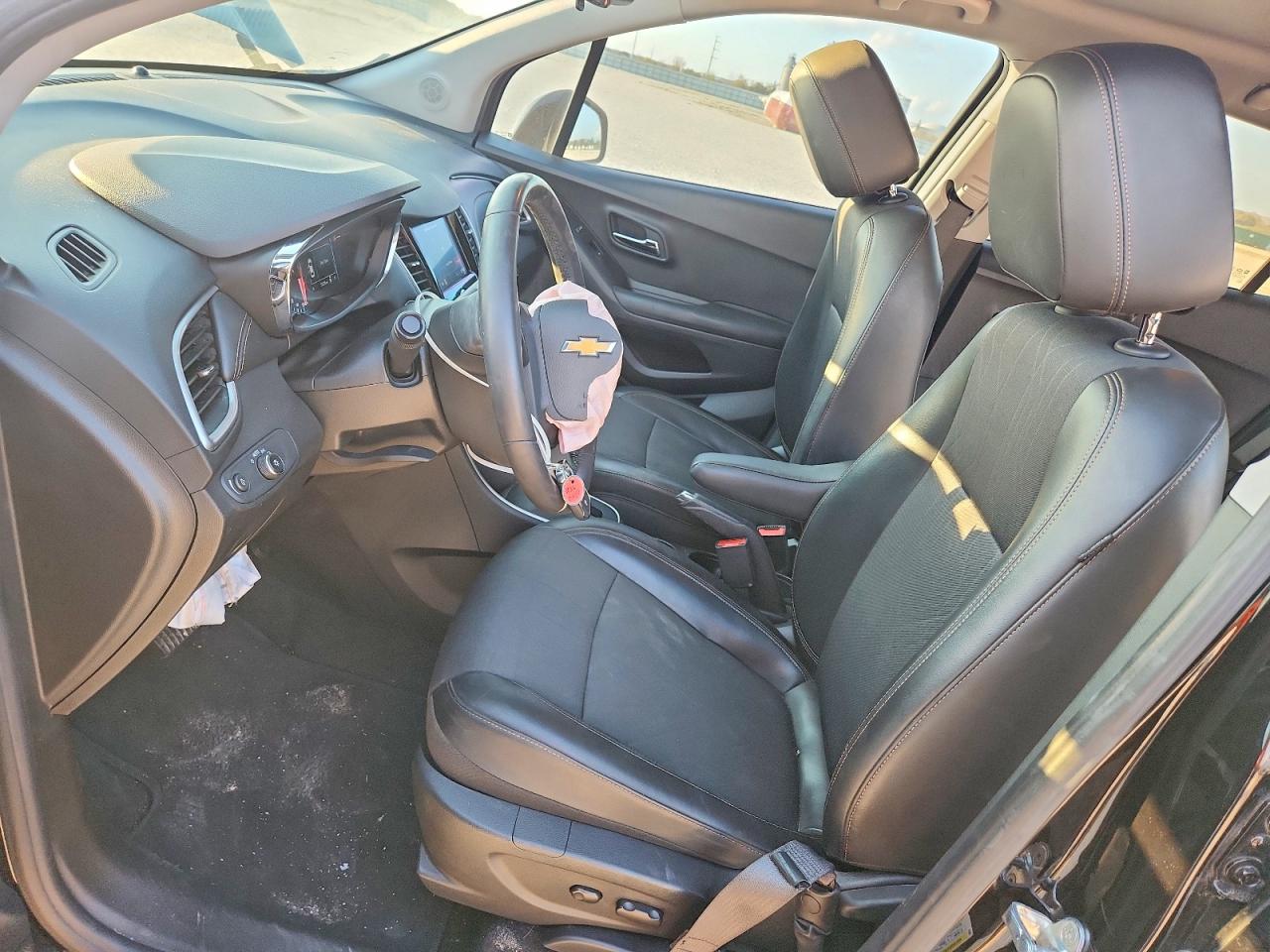 2022 CHEVROLET TRAX 1LT photo 7