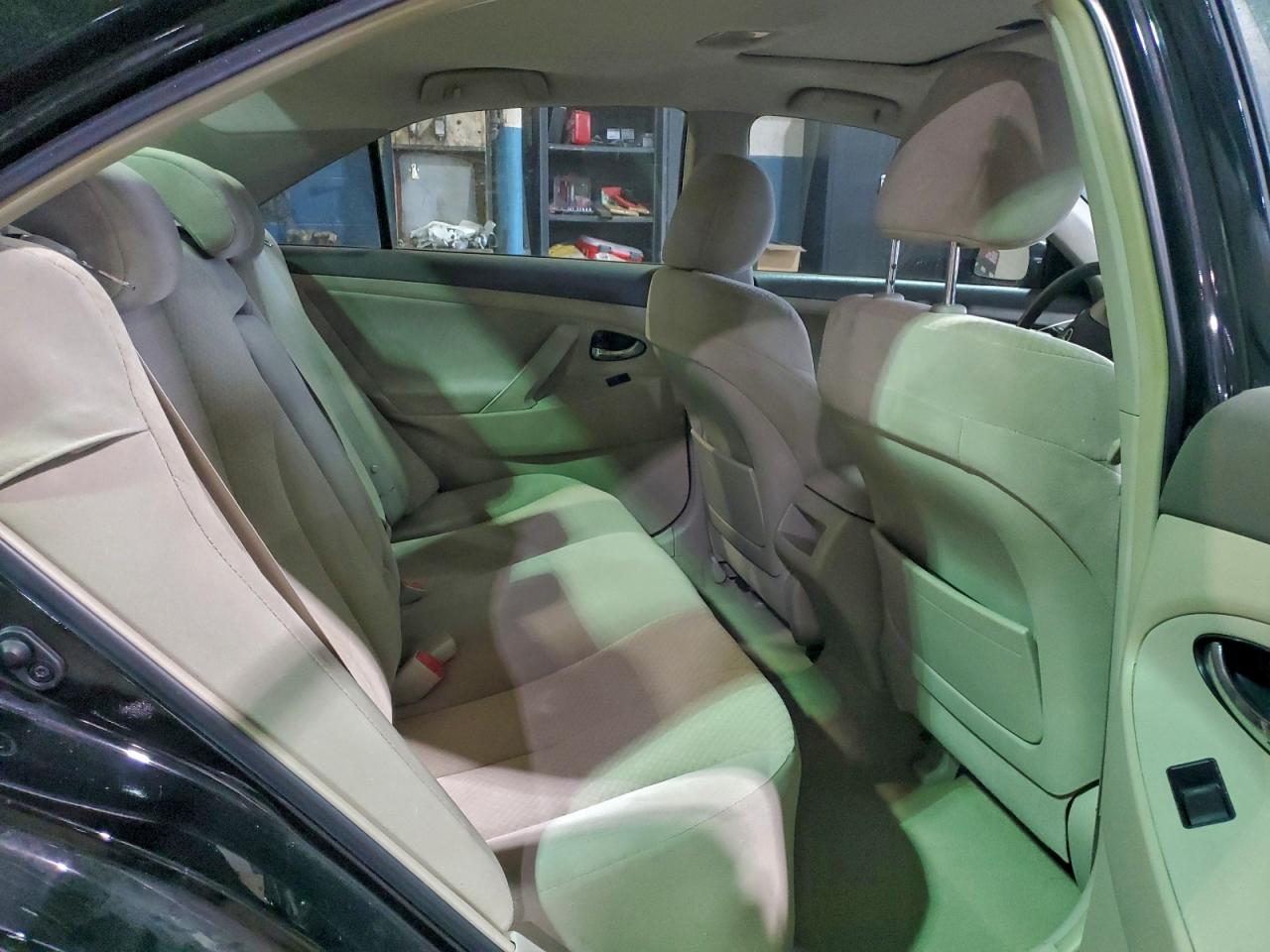 2009 TOYOTA CAMRY BASE photo 10
