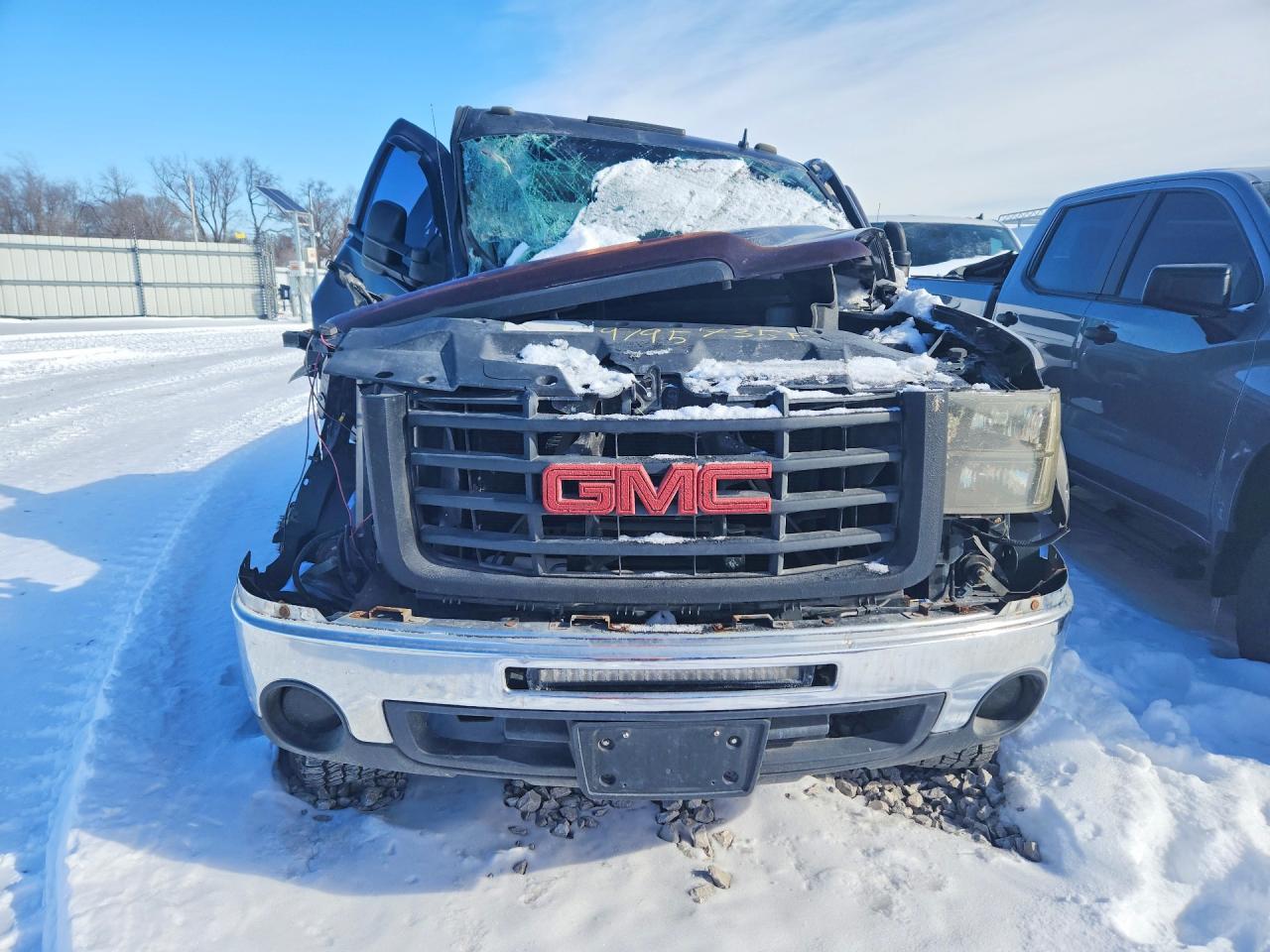 2010 GMC SIERRA K2500 SLE photo 5