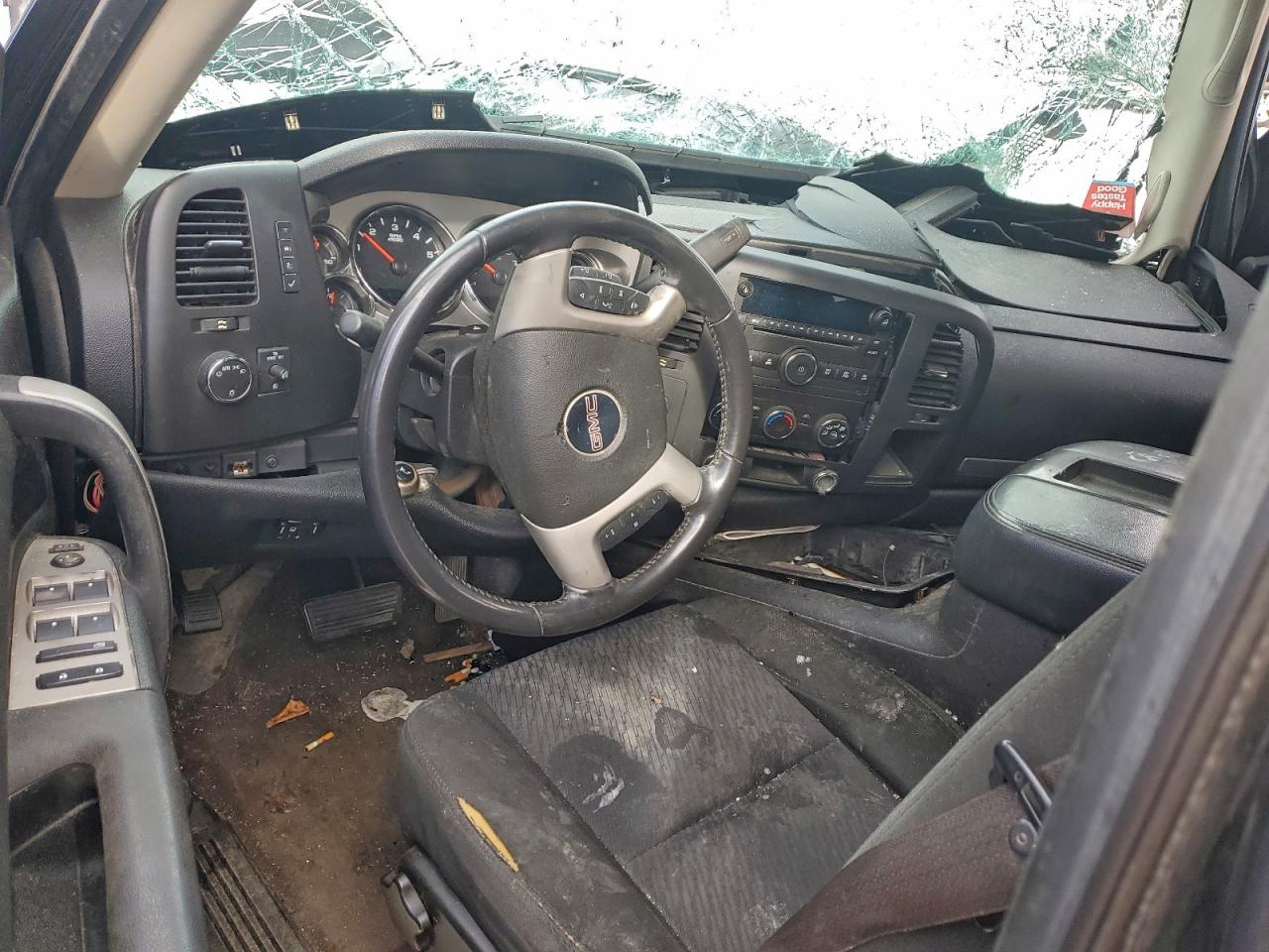 2010 GMC SIERRA K2500 SLE photo 8