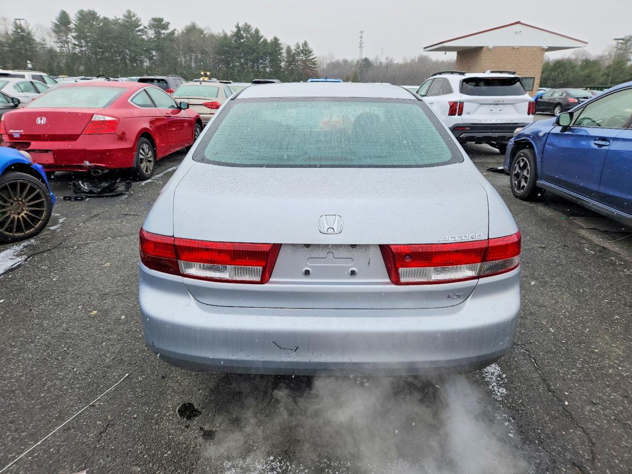 2004 HONDA ACCORD LX photo 6