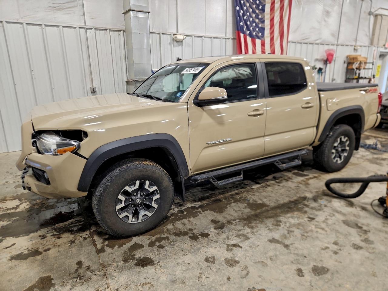 2017 TOYOTA TACOMA