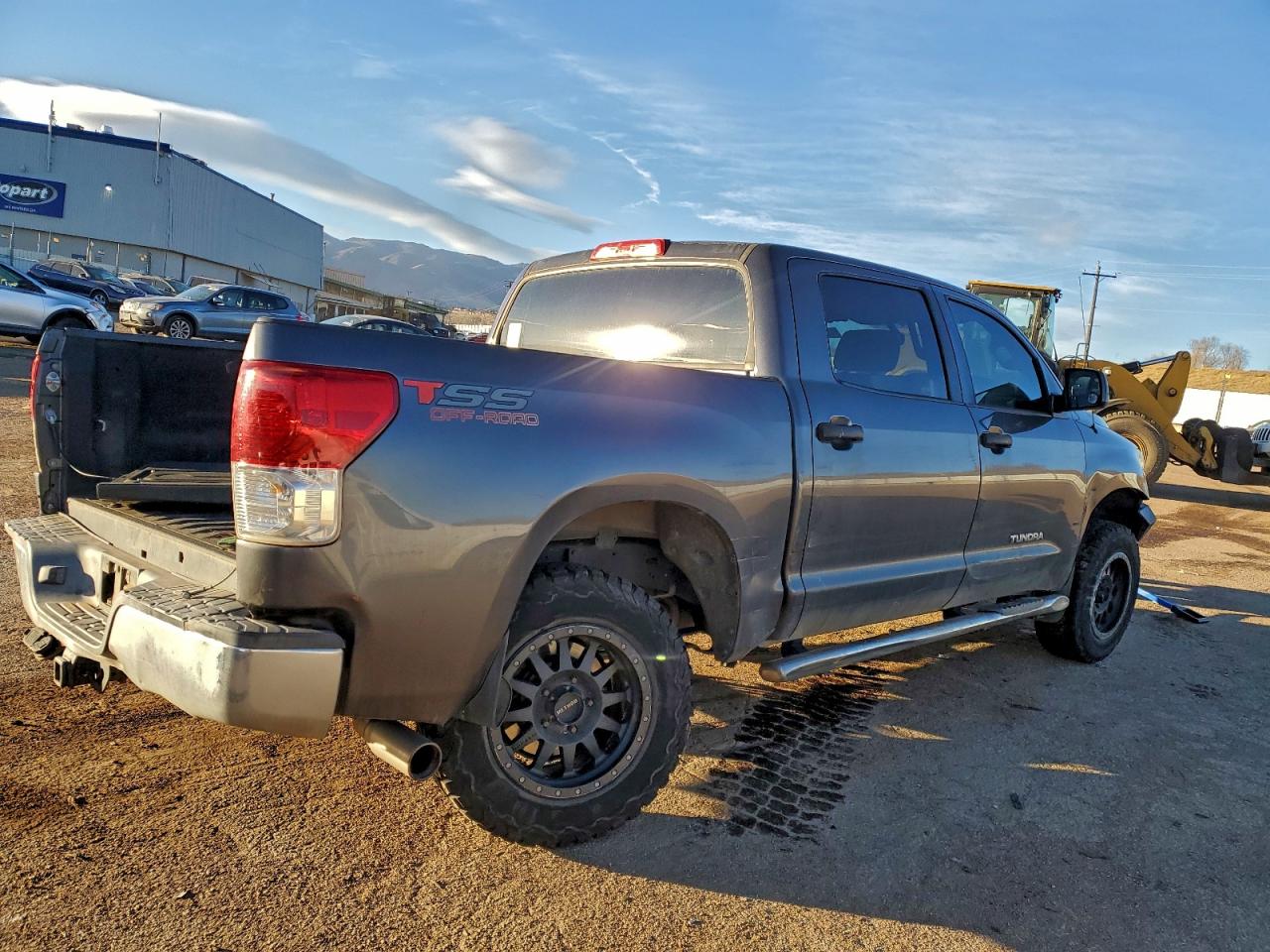 2013 TOYOTA TUNDRA CREWMAX SR5 photo 3