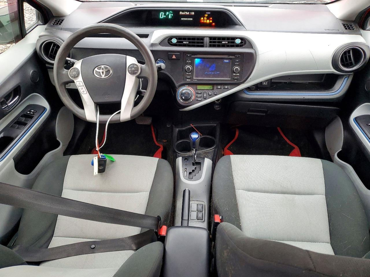 2012 TOYOTA PRIUS C photo 22