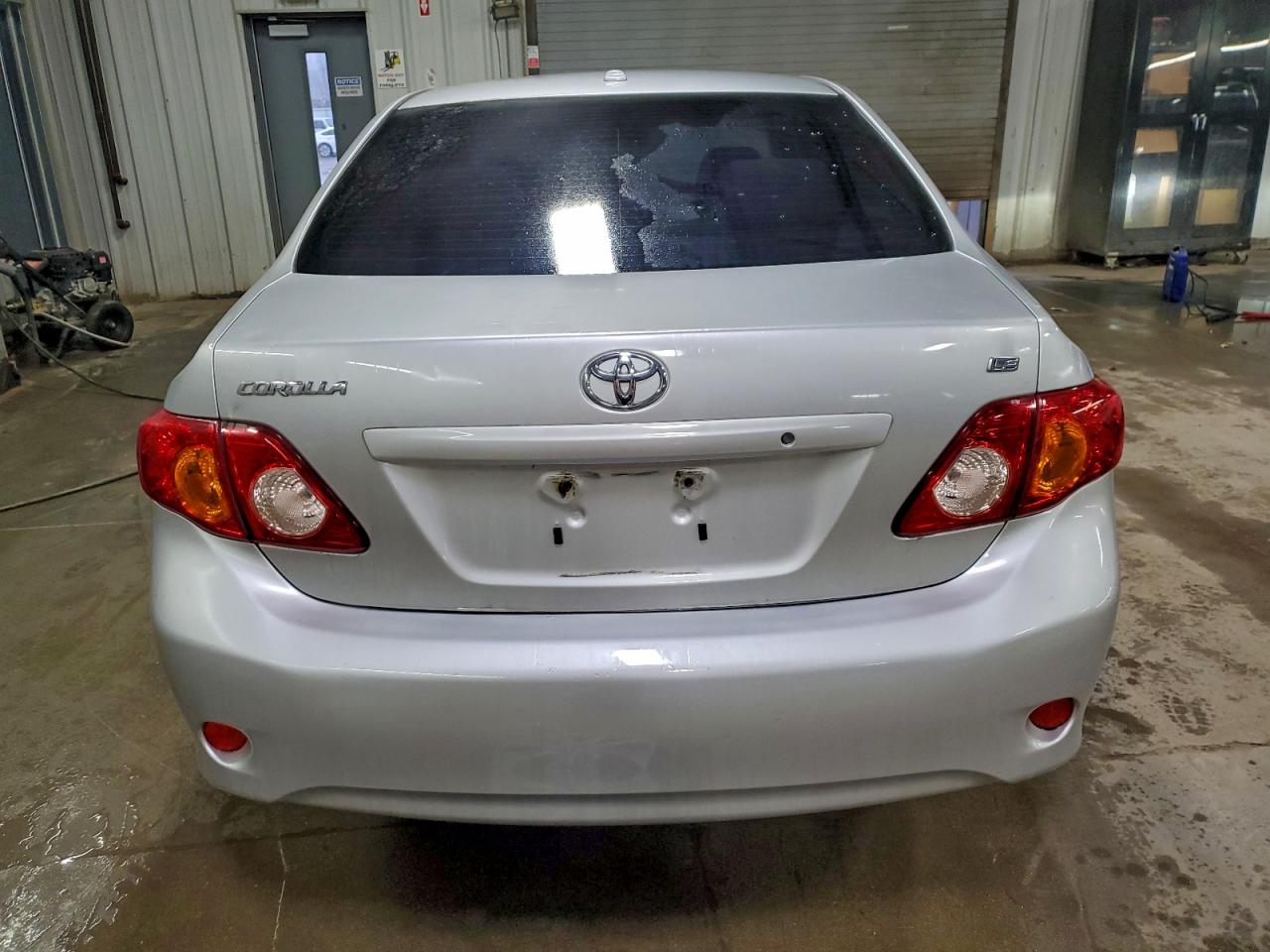 2010 TOYOTA COROLLA BASE photo 16